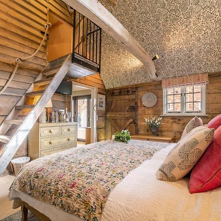Romantic Cottage In Pretty Village With Great Pubs - Stoke Cartlodge Κόλτσεστερ Εξωτερικό φωτογραφία